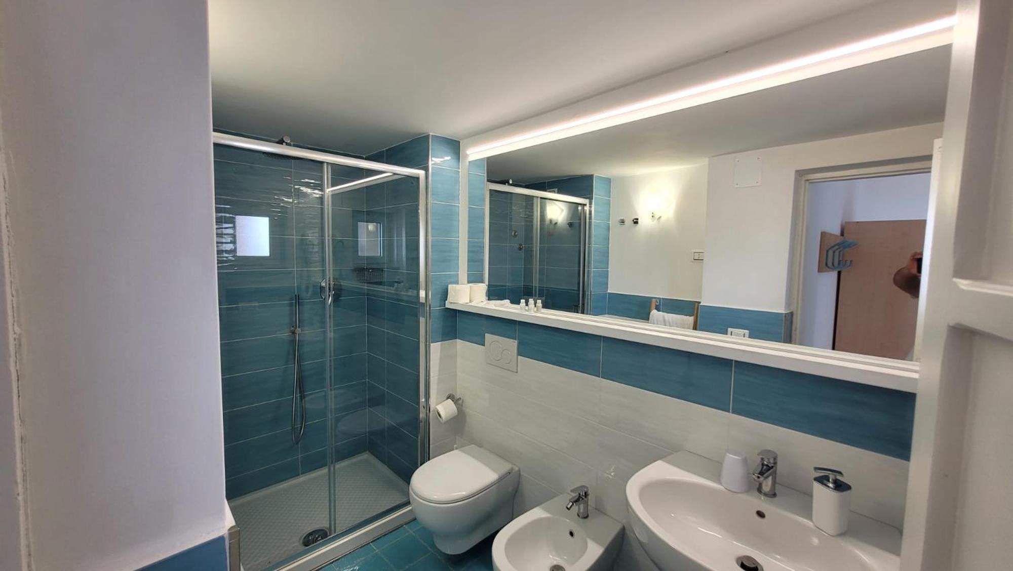 Hotel Villa Sirena Sant'Angelo  Екстериор снимка