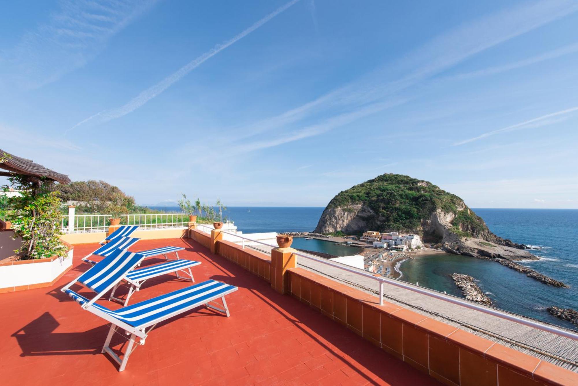 Hotel Villa Sirena Sant'Angelo  Екстериор снимка